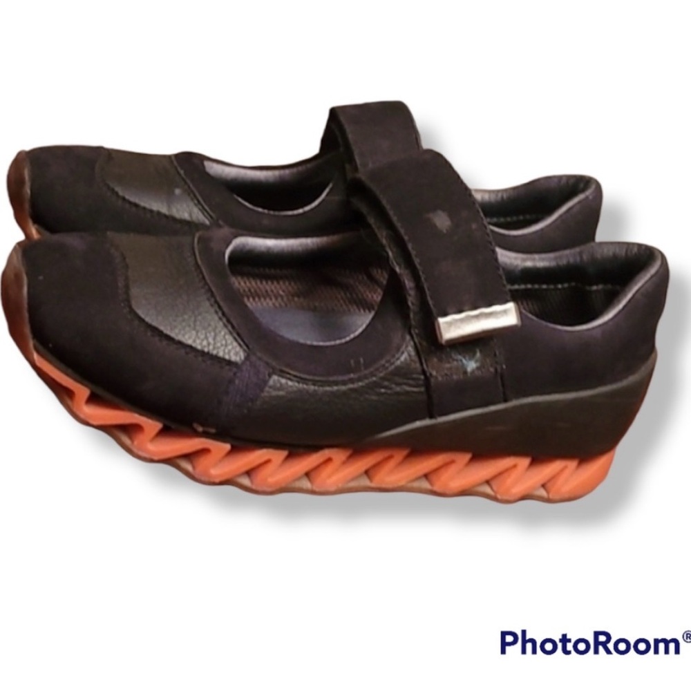 Camper Together x Bernhart Wilhelm Black Orange Mary Jane Sneakers